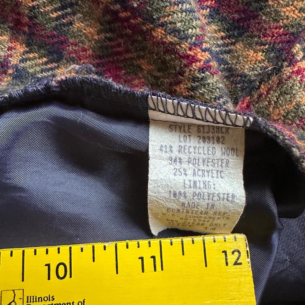 Vintage Dark Academia Casablanca Plaid Wool Blend Vest Womens Crest Button - Picture 8 of 8